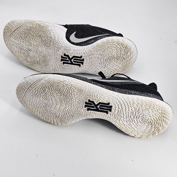 NIKE AN6337-003 BLACK KYRIE LOW 2 MENS SNEAKER SIZE US 12 - Picture 6 of 7